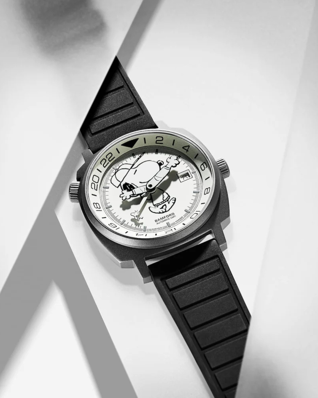 GMT HYPEBEAST SNOOPY EDICIÓN LIMITADA